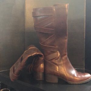 Knee length brown boots